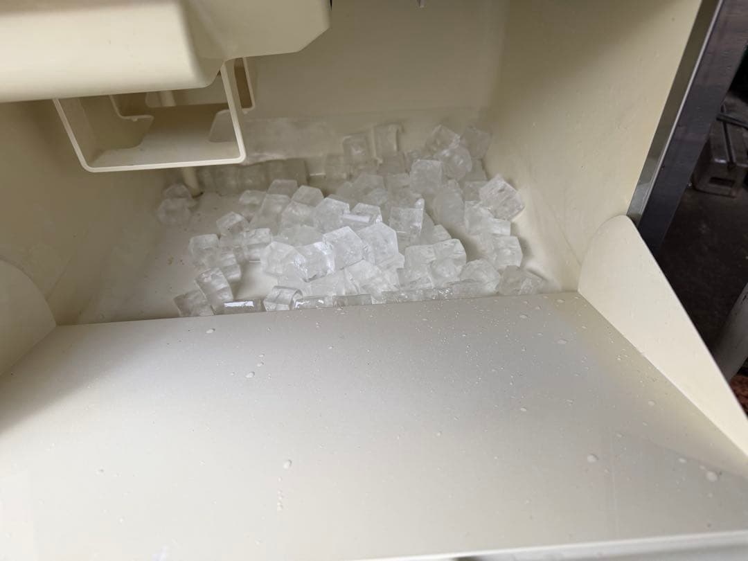 TOSHIBA 自動製氷機 RT-35ET 35kg/1日