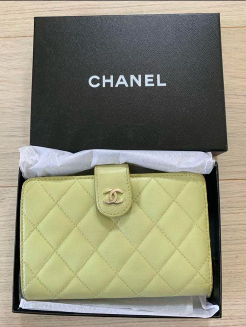 シャネル CHANEL 財布 値下げしました
