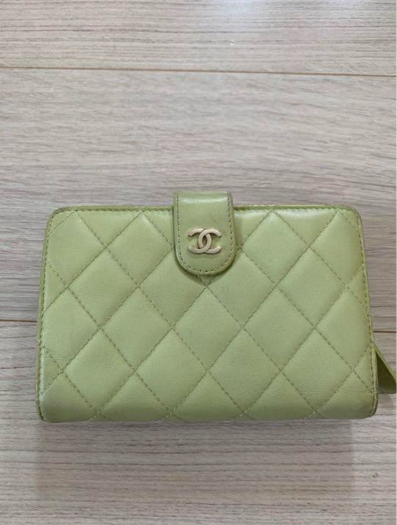 シャネル CHANEL 財布 値下げしました