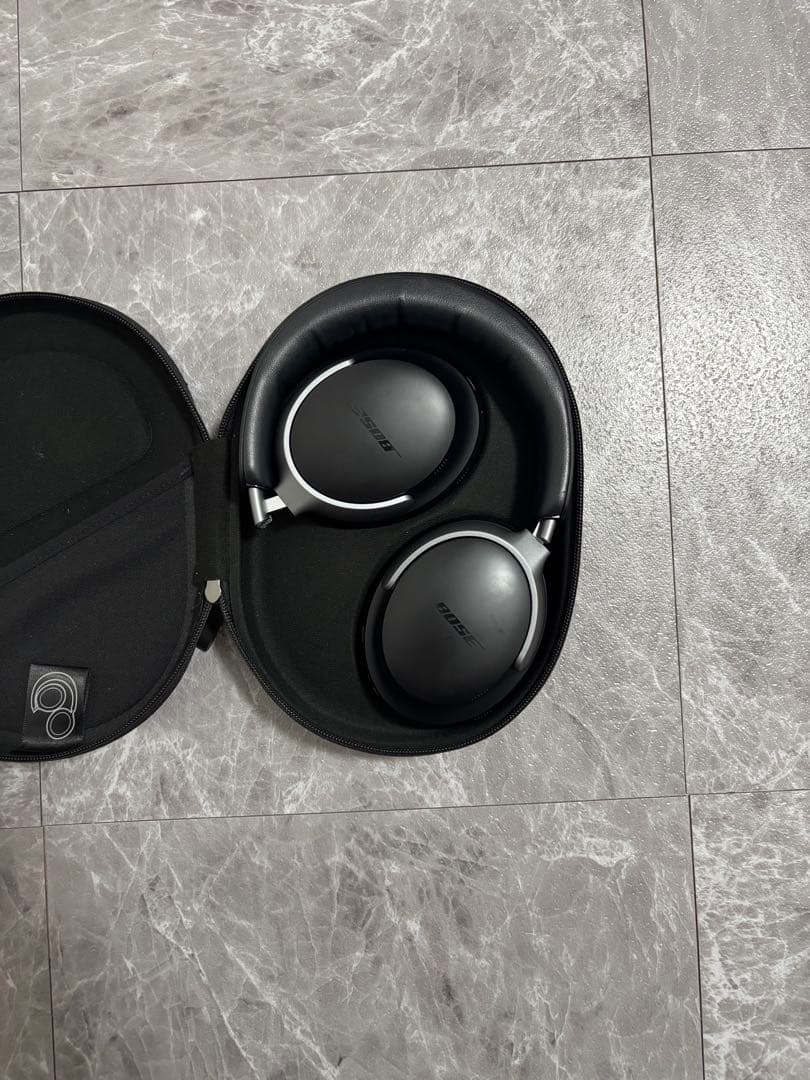 Bose QuietComfort Ultra Headphones ケース付き