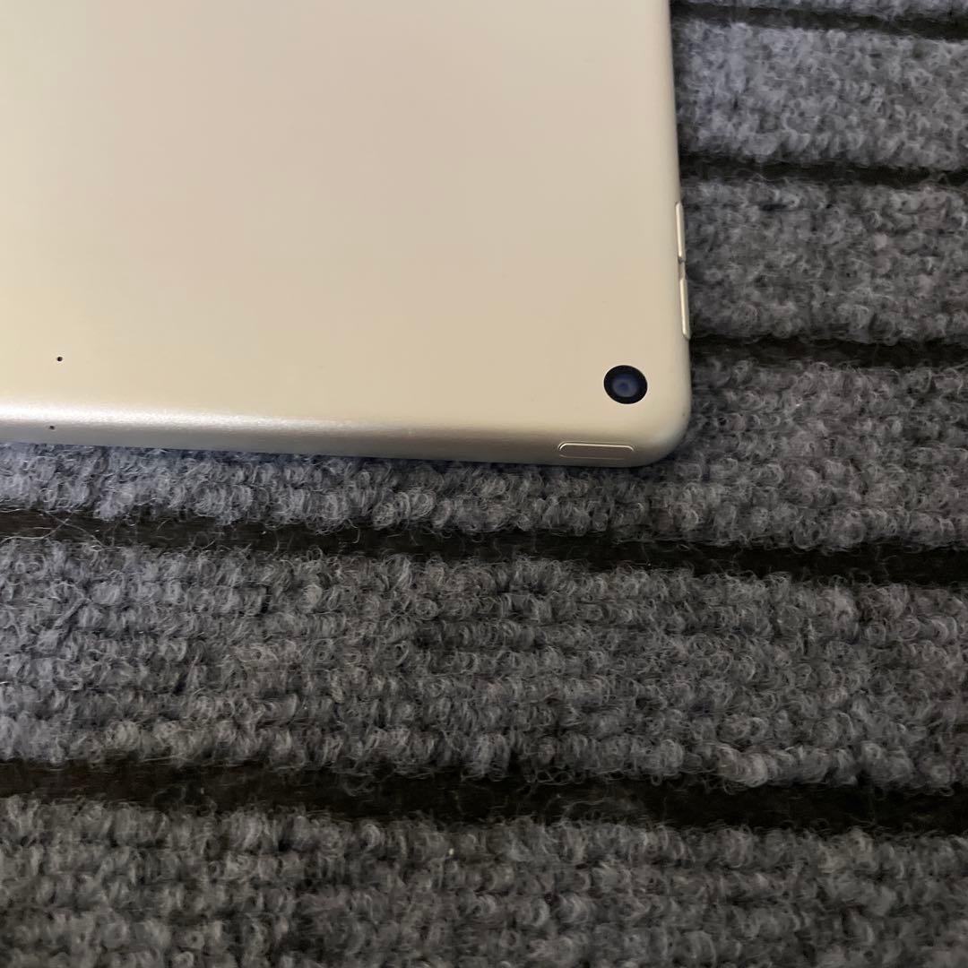 8 iPad Air3 3世代 10.5 64GB Wi-Fi シルバー