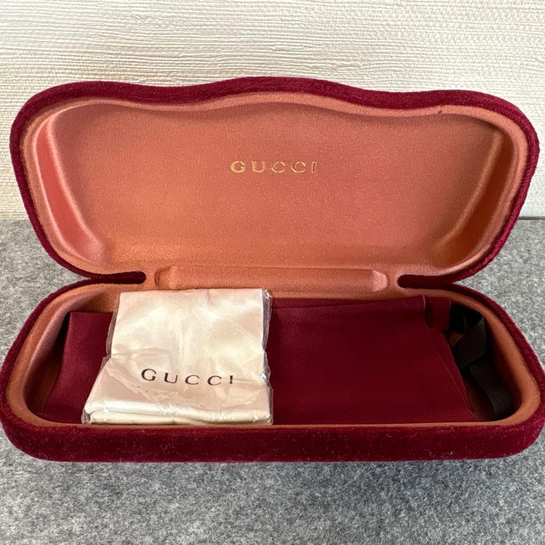 Gucci バーガンディ キャットアイ サングラス