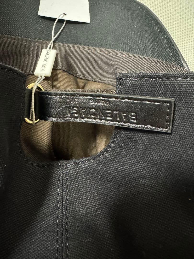 BALENCIAGA BBロゴキャップ ブラック