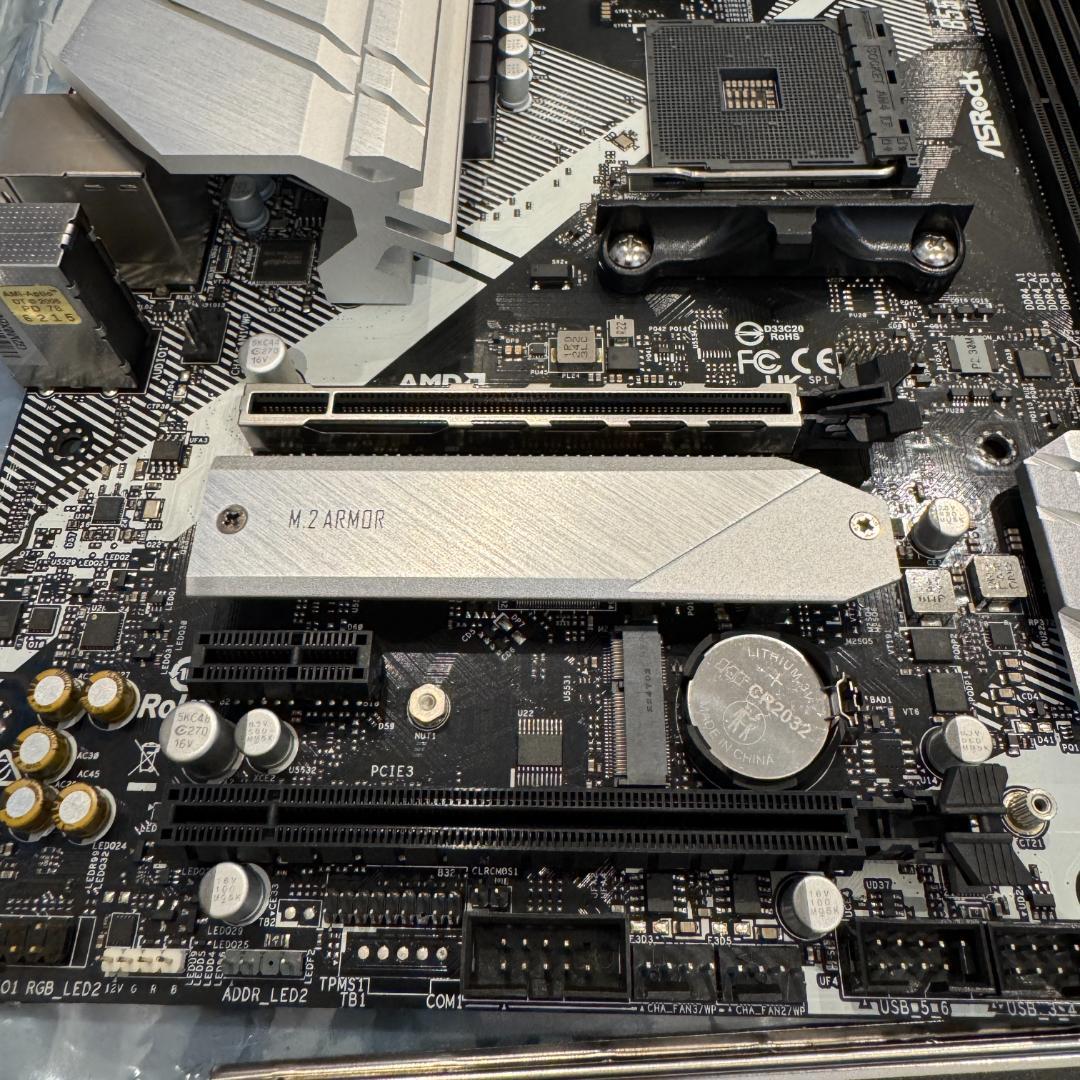 【美品】ASRock B550M Pro4 / 未使用に近い / 動作確認済