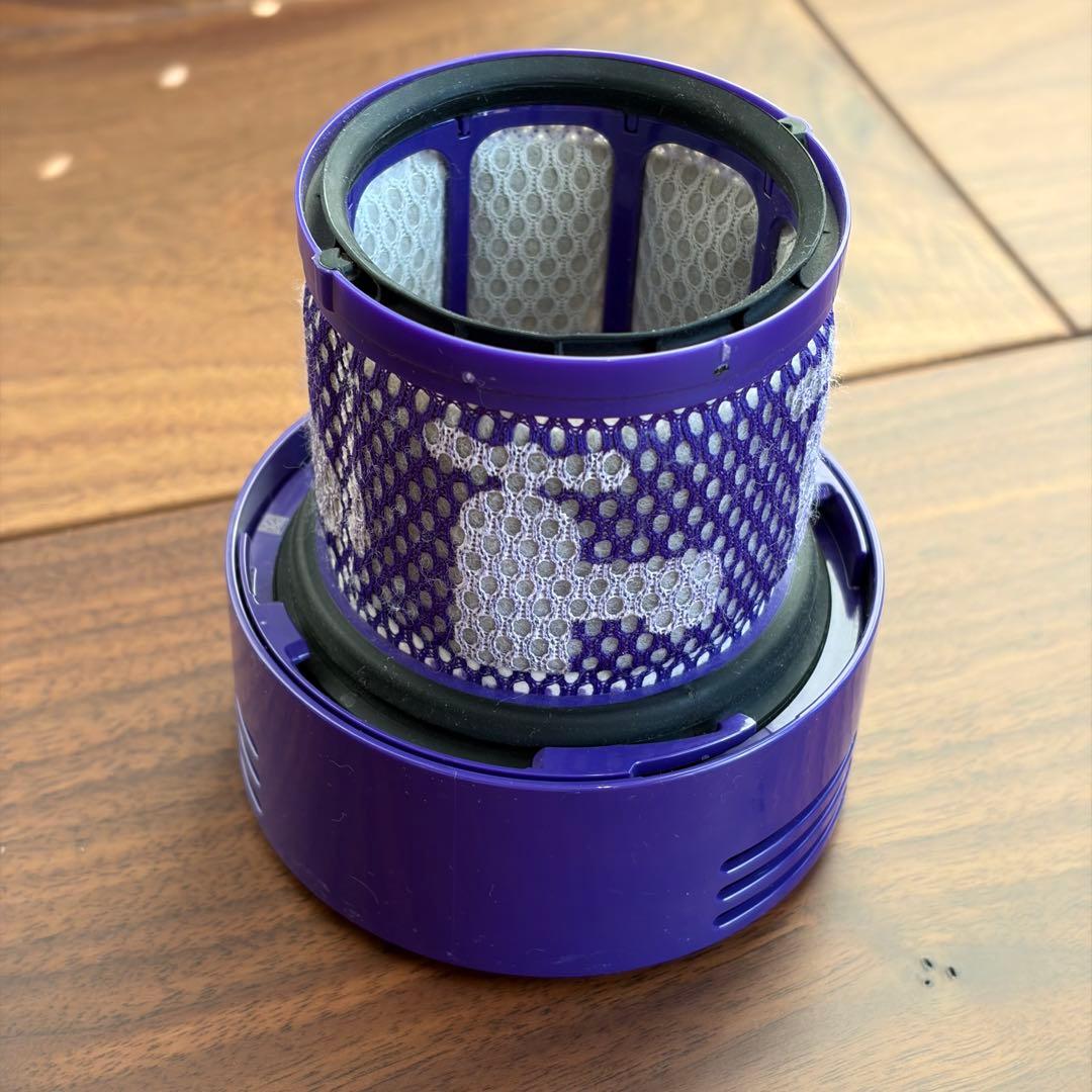 【付属品6個付き】【Dyson SV12】ダイソン掃除機　動作確認済み