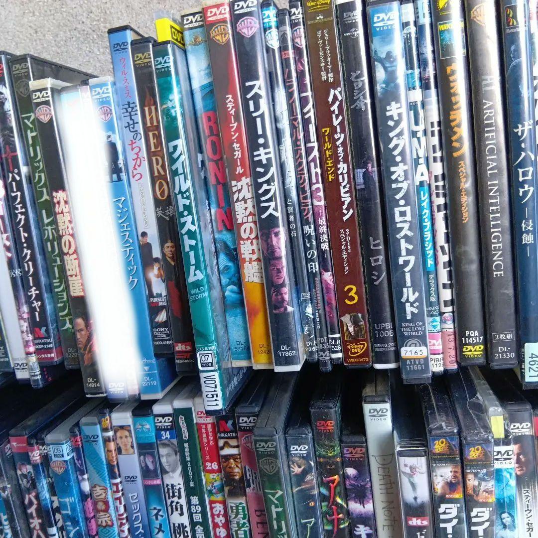 送料着払い　大量　多様なジャンルのDVDコレクション