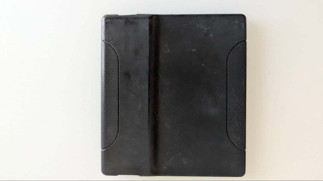 Amazon Kindle Oasis 本体 第10世代 8GB 広告あり