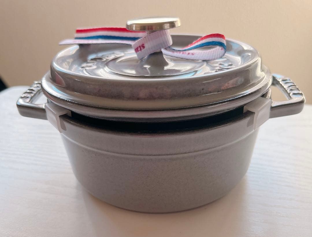 さ*ん様 STAUB LA COCOTTE ラウンド12cmグレー