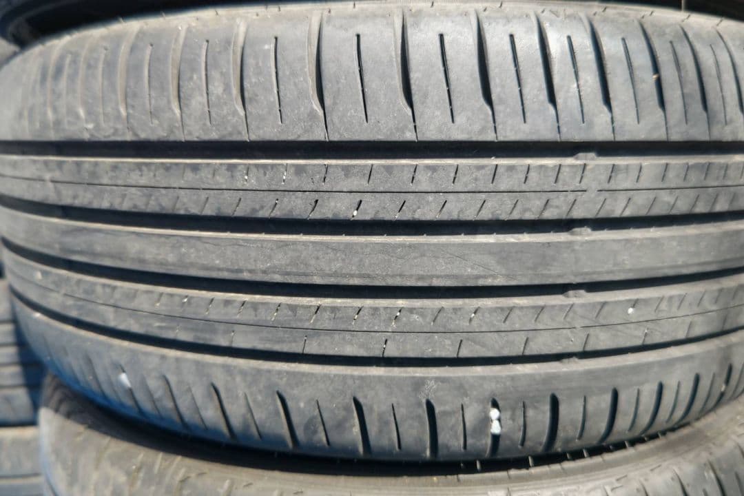 ダンロップ エナセーブ EC300+ 215/50R18 ★4本セット 送料込
