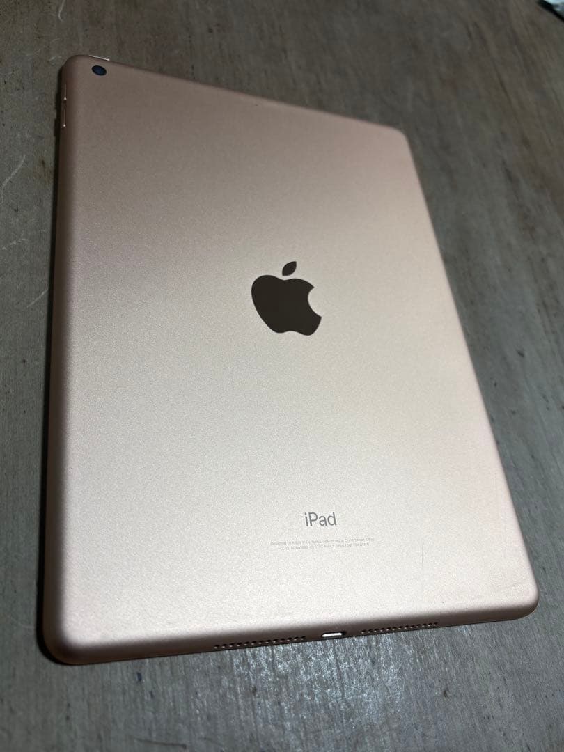 Apple iPad (第6世代) ゴールド 32GB Wi-Fiモデル