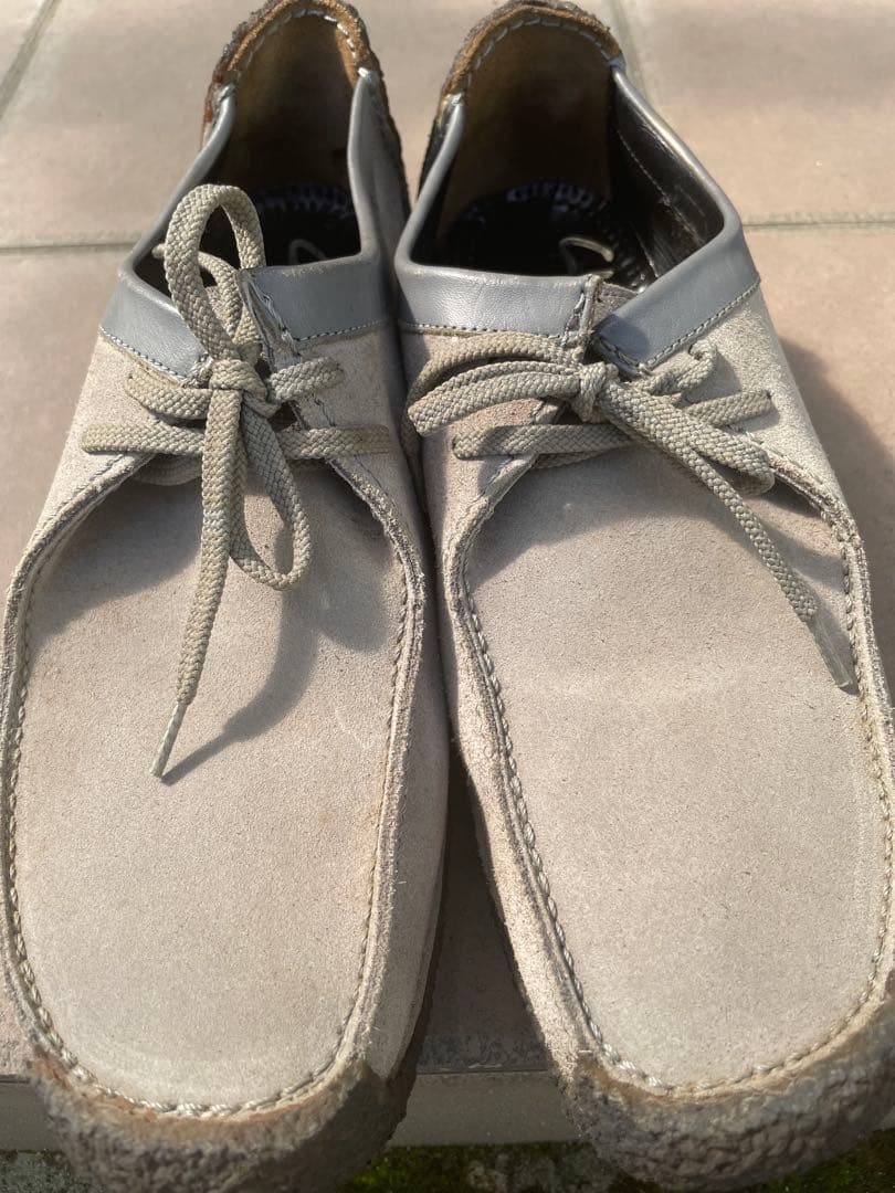 美品　clarks クラークス　ナタリー　27.5 グレー　ワラビー