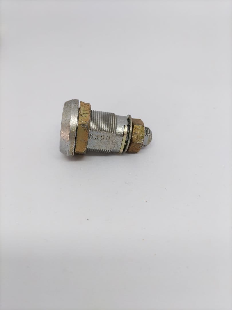 セガ　解除キー2個セット　5380 　純正　未使用 中古品シリンダー付