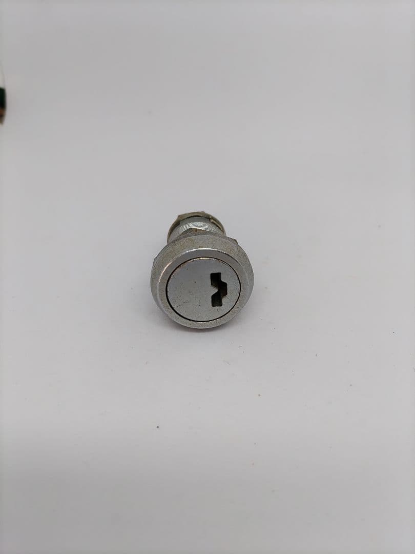 セガ　解除キー2個セット　5380 　純正　未使用 中古品シリンダー付
