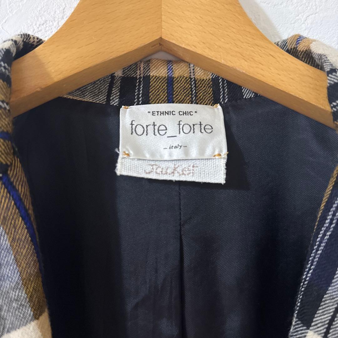 美品 フォルテフォルテ テーラードジャケット チェック forte forte
