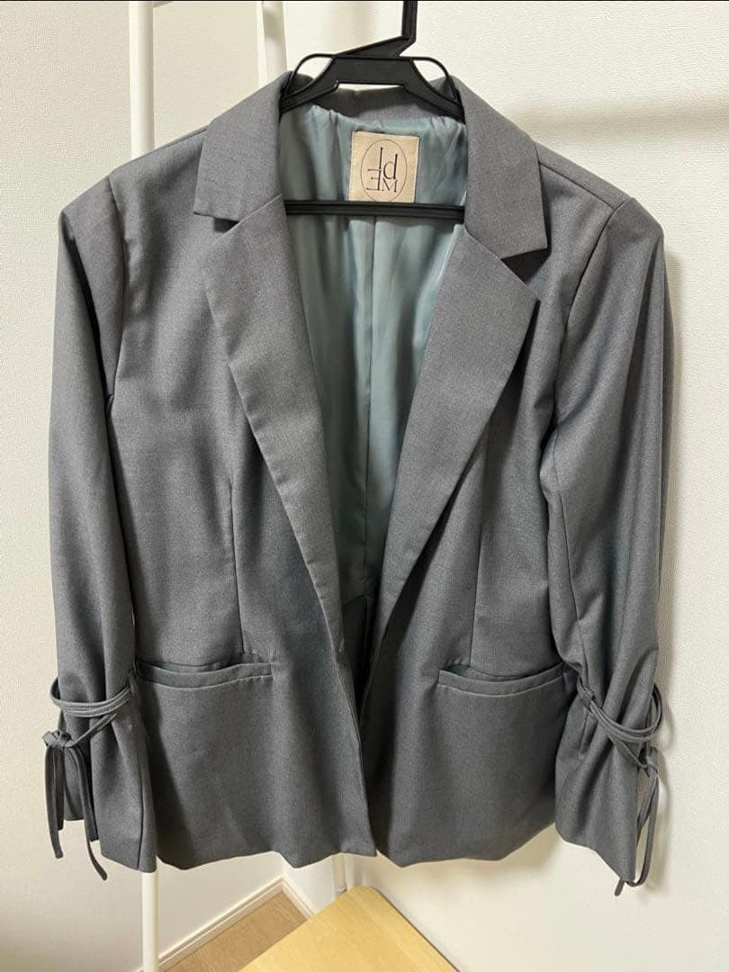 idem ribbon sleeve jacket/袖リボンジャケット