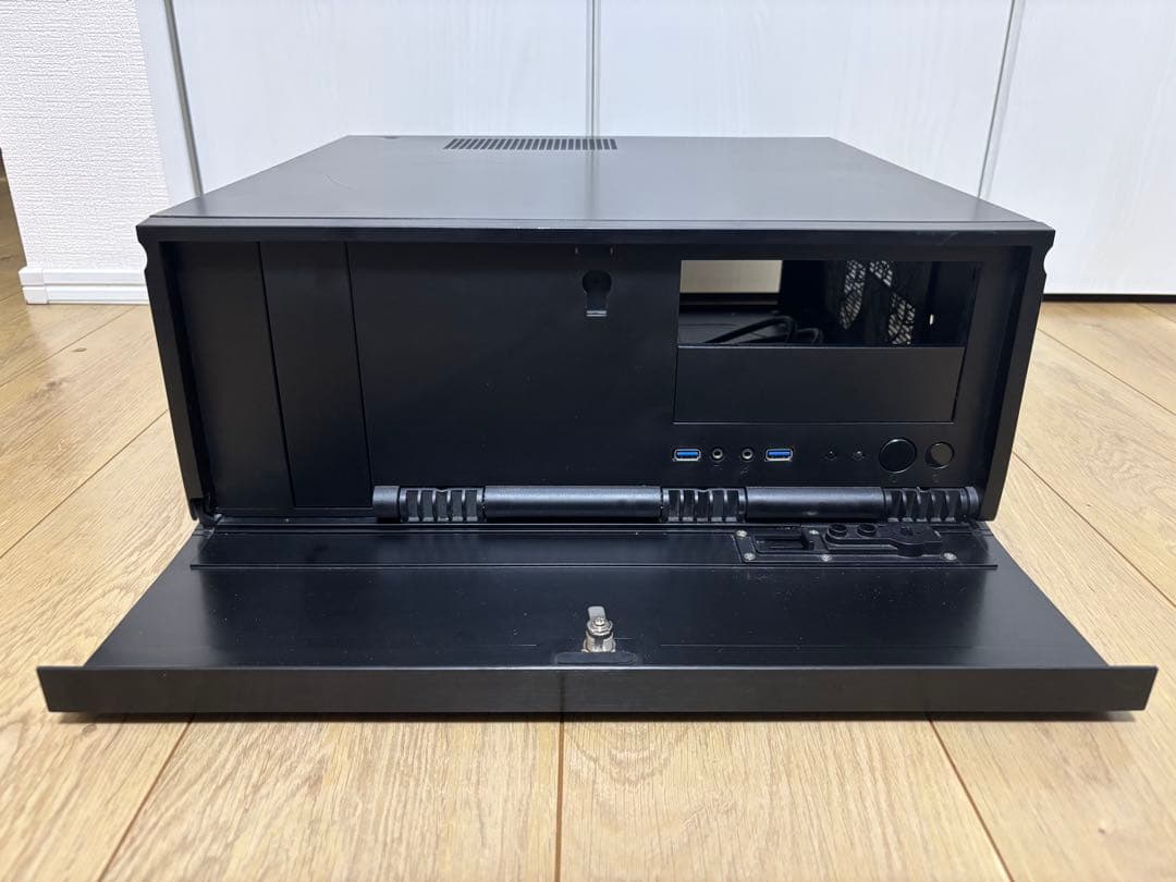 SilverStone PCケース SST-GD07B