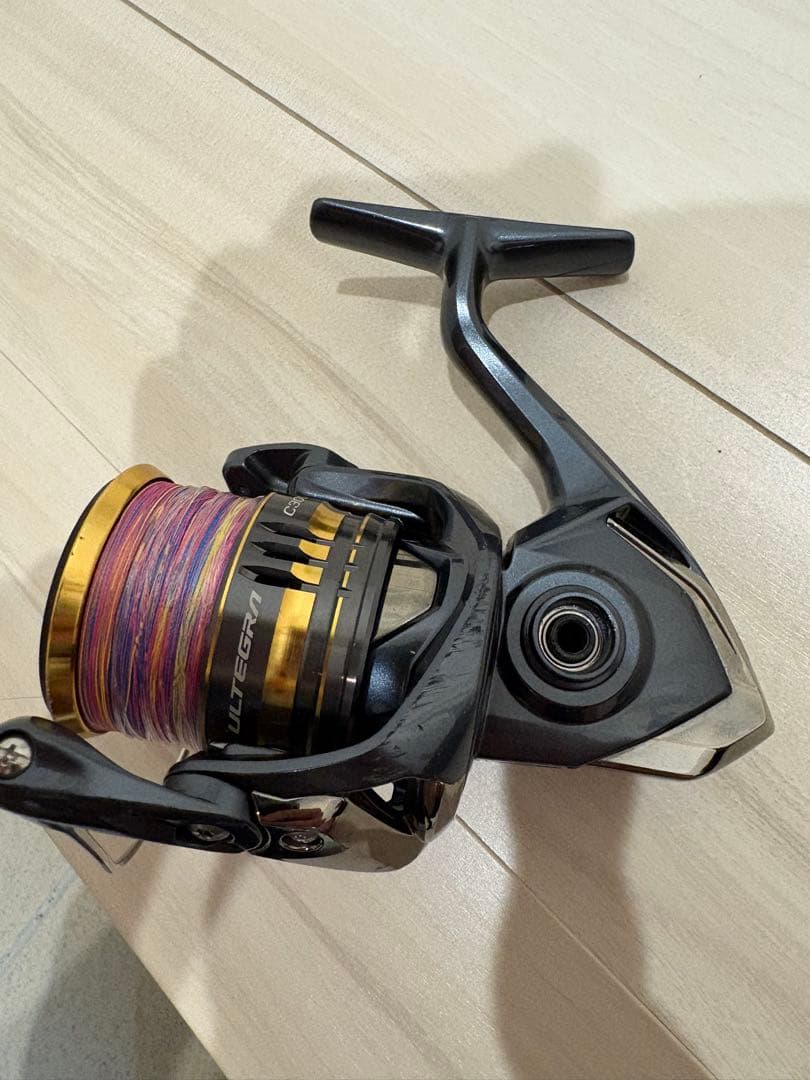 SHIMANO ULTEGRA C3000HG スピニングリール