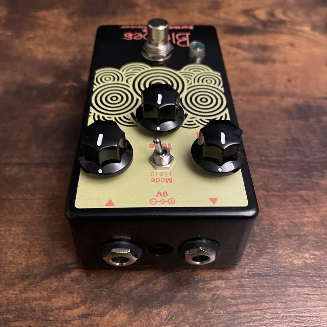 ベース EarthQuaker Devices Blumes