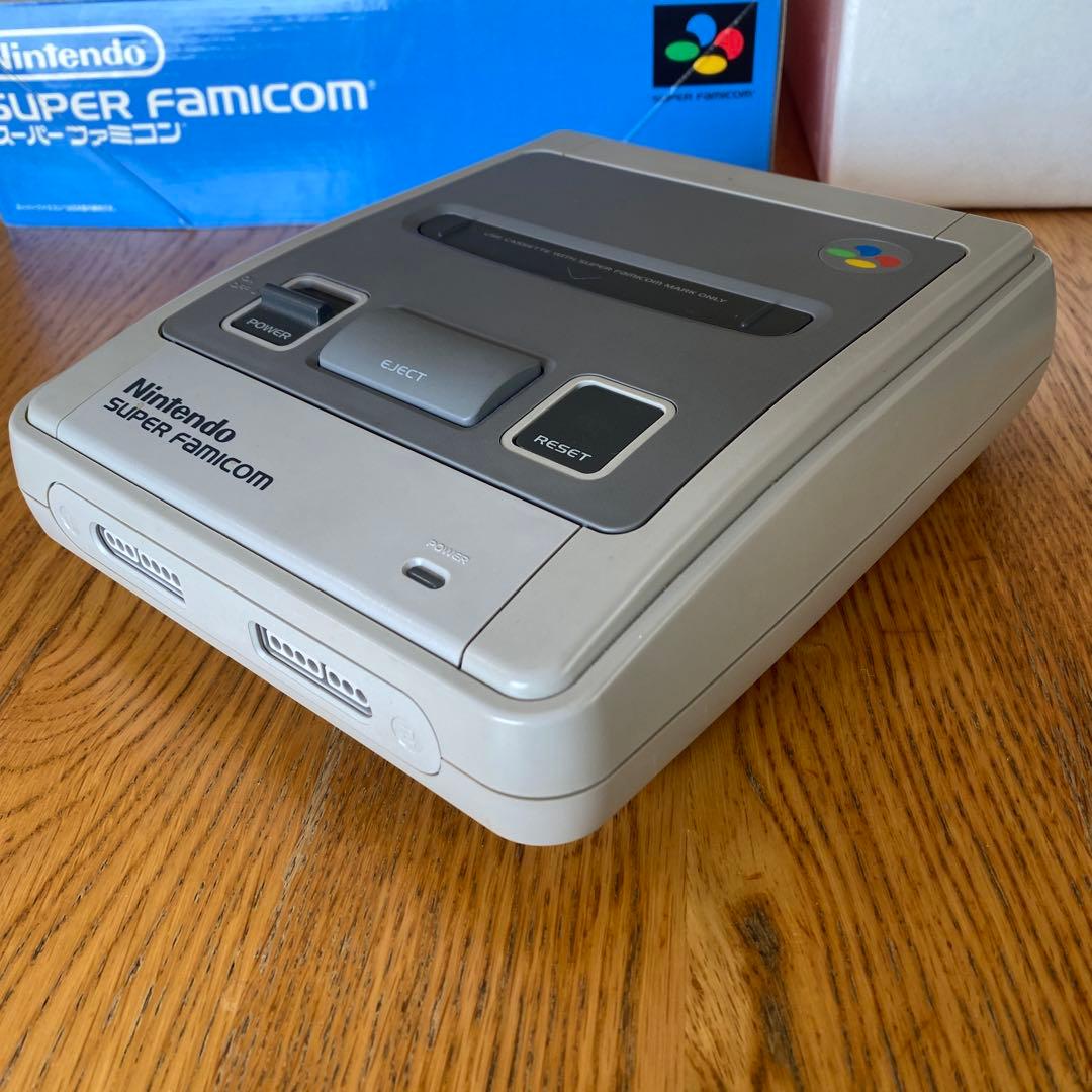 【美品】Nintendo SHVC-001 スーパーファミコン　本体