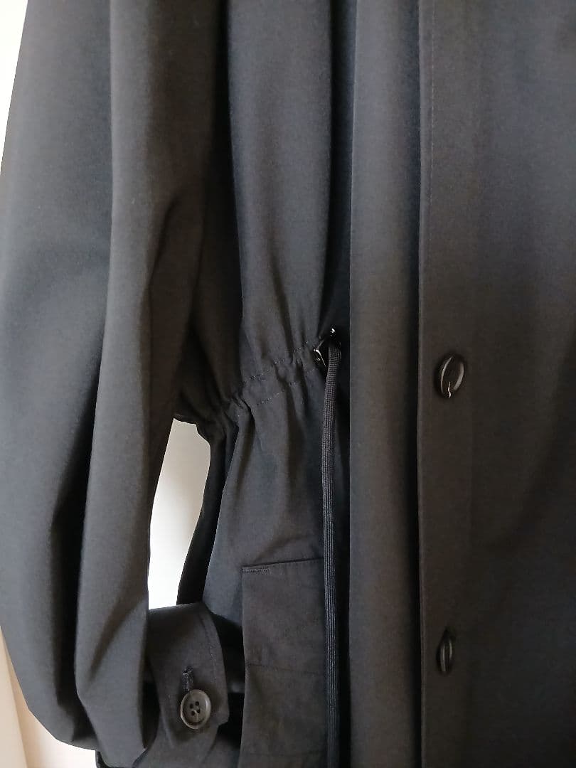 新品未使用　タグ付き　VACHEMENT 黒タフタロングトレンチコート