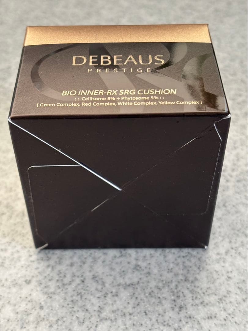 DEBEAUS ディビュース クッションファンデ 本体＋リフィル　パフ付き