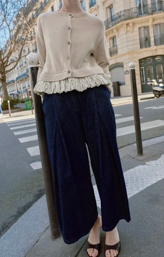 ZARA ザラ　コントラストニットカーディガン　新品、未使用