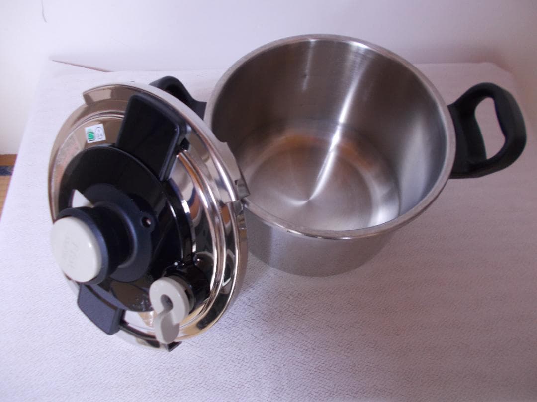 ティファール　圧力鍋　クリプソクレール6L