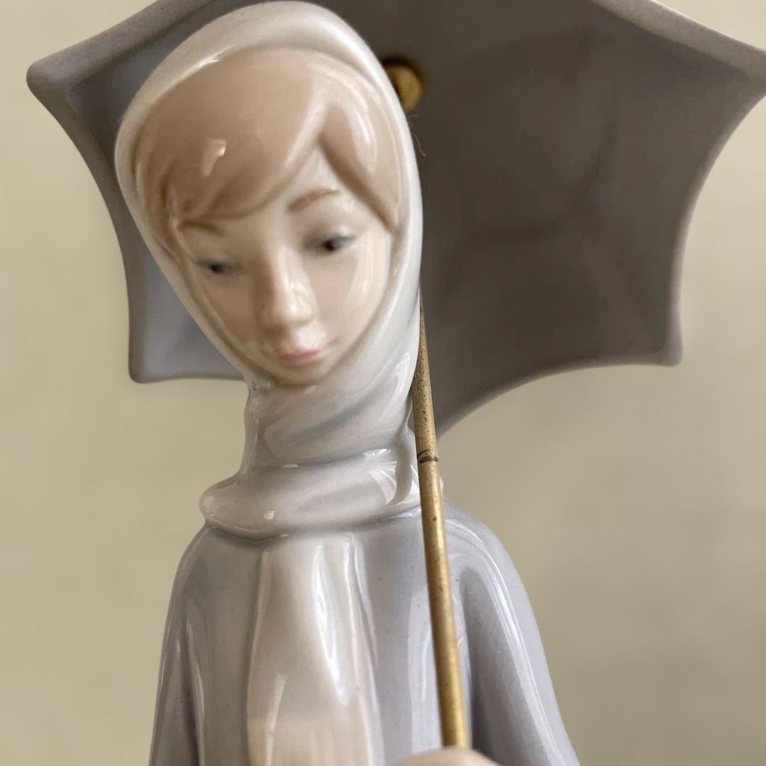 リヤドロ　LLADRO 傘を持つ少女とガチョウ