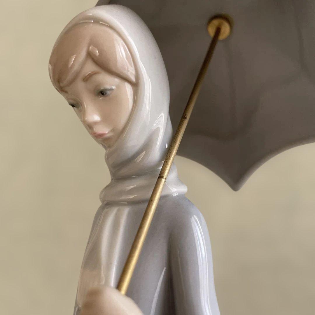 リヤドロ　LLADRO 傘を持つ少女とガチョウ