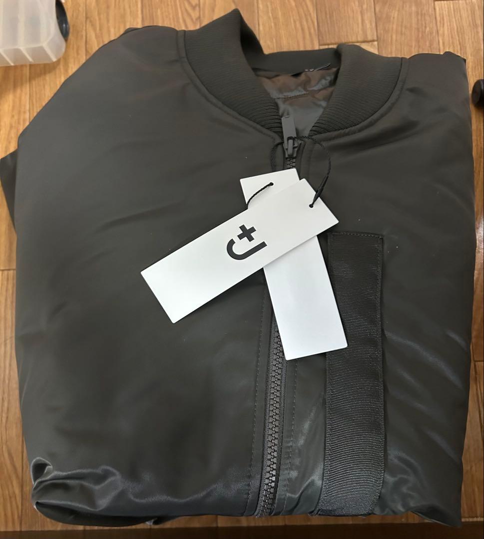ユニクロ +J ハイブリッドダウンオーバーサイズMA－1 XXL グレー 2XL