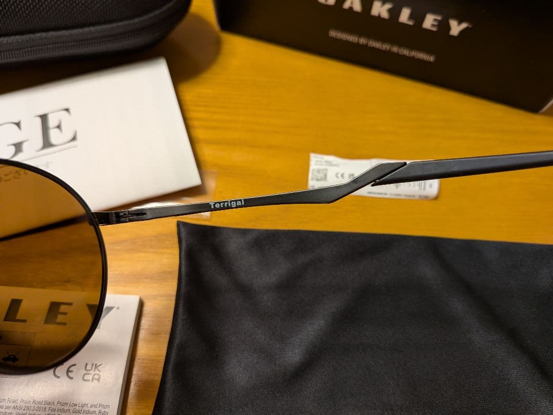 OAKLEY terrigal テリガル