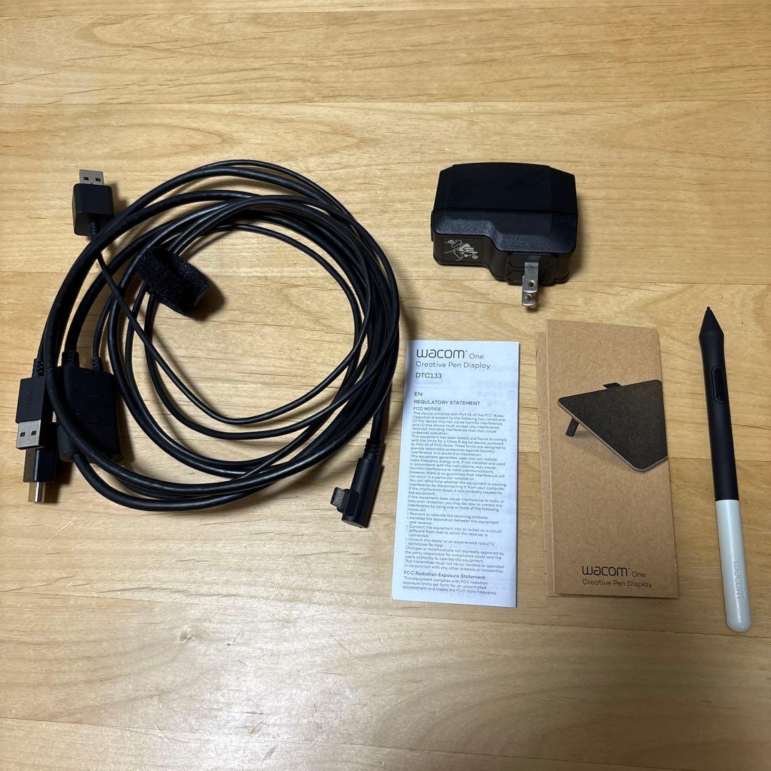 WACOM one 13.3型液晶ペンタブレット DTC133WR0D