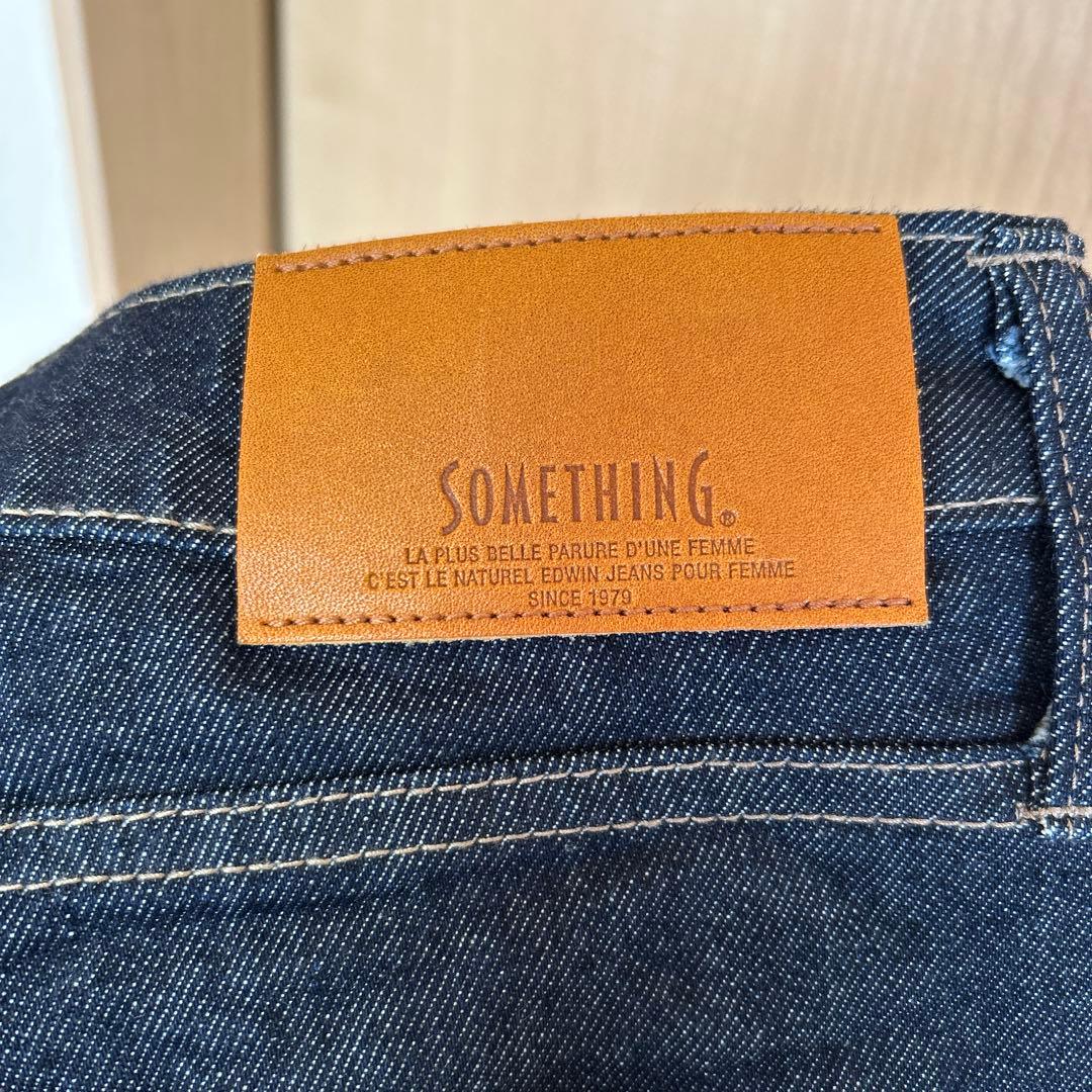 新品未使用SOMETHING LISAハイウエスト ワイドストレッチデニム