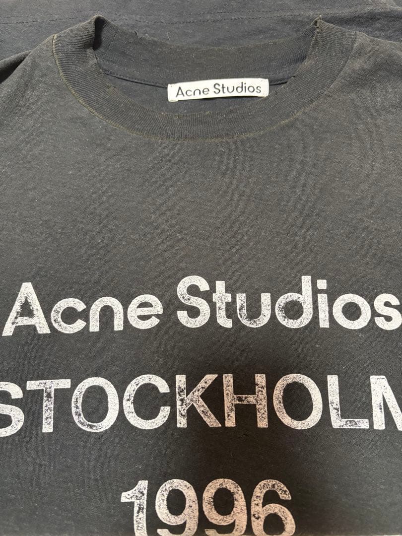 正規品 Acne Studios ロンT