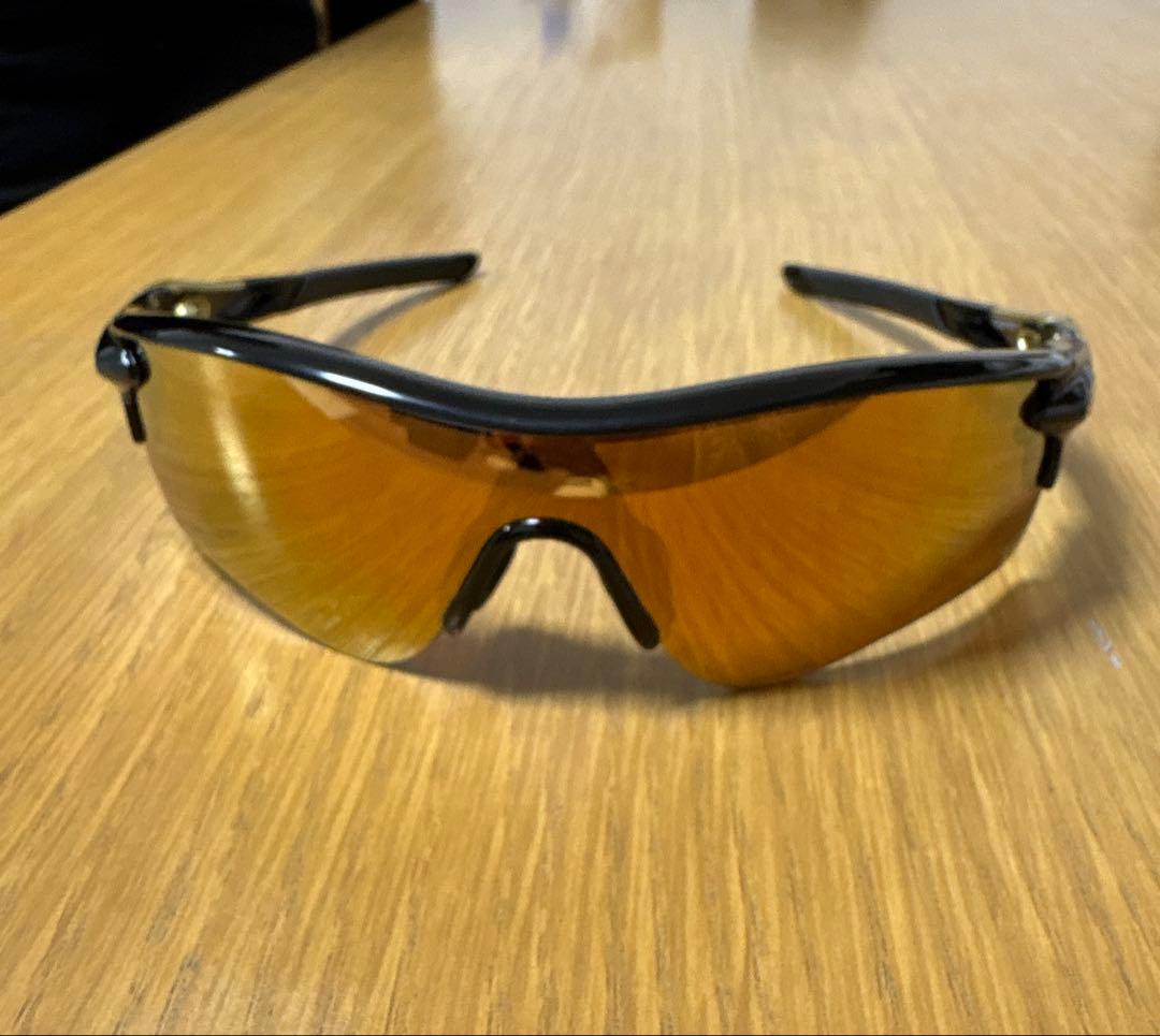 Oakley RadarLock path サングラス 24K偏光レンズ