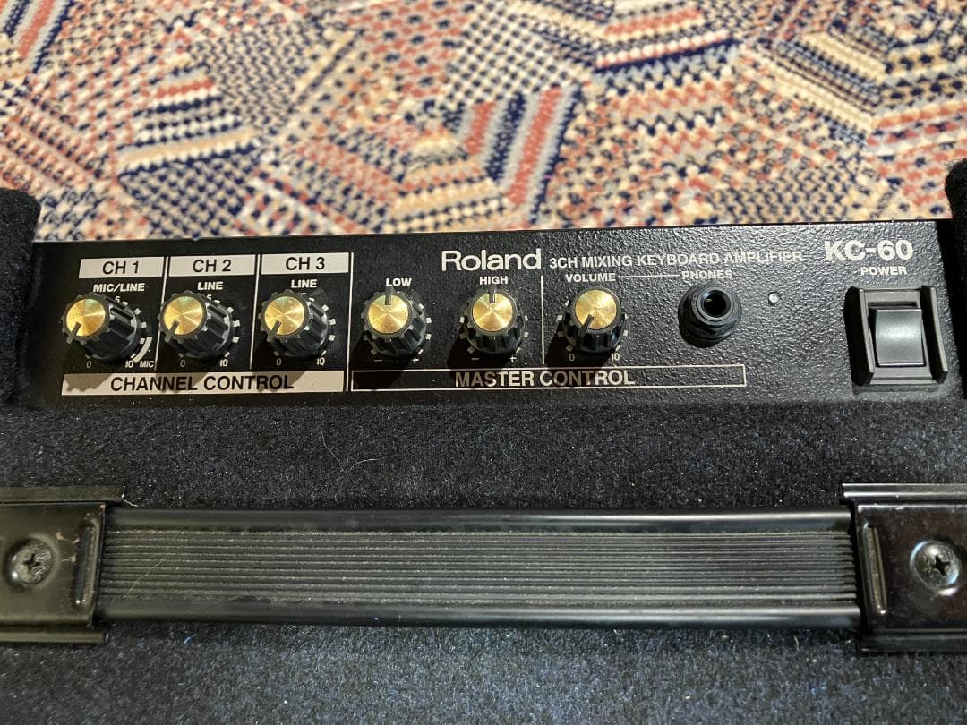 Roland KC-60 定格40W出力 実用中古 価格応談