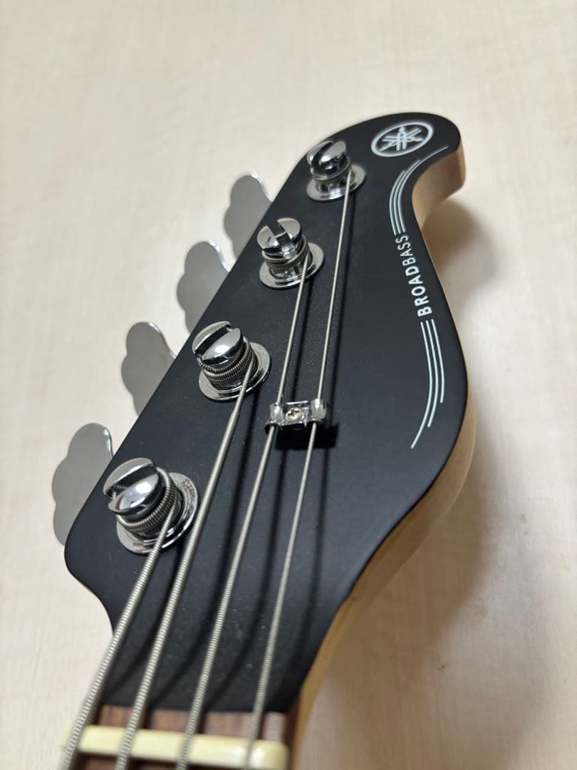BB234 YAMAHAエレキベース
