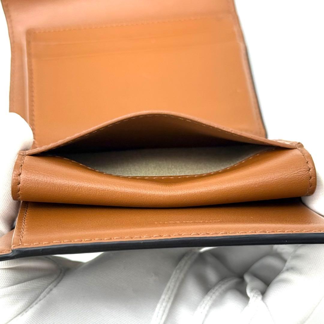 極上美品✨CELINE セリーヌ トリオンフ コンパクト ブラウン 財布 P86