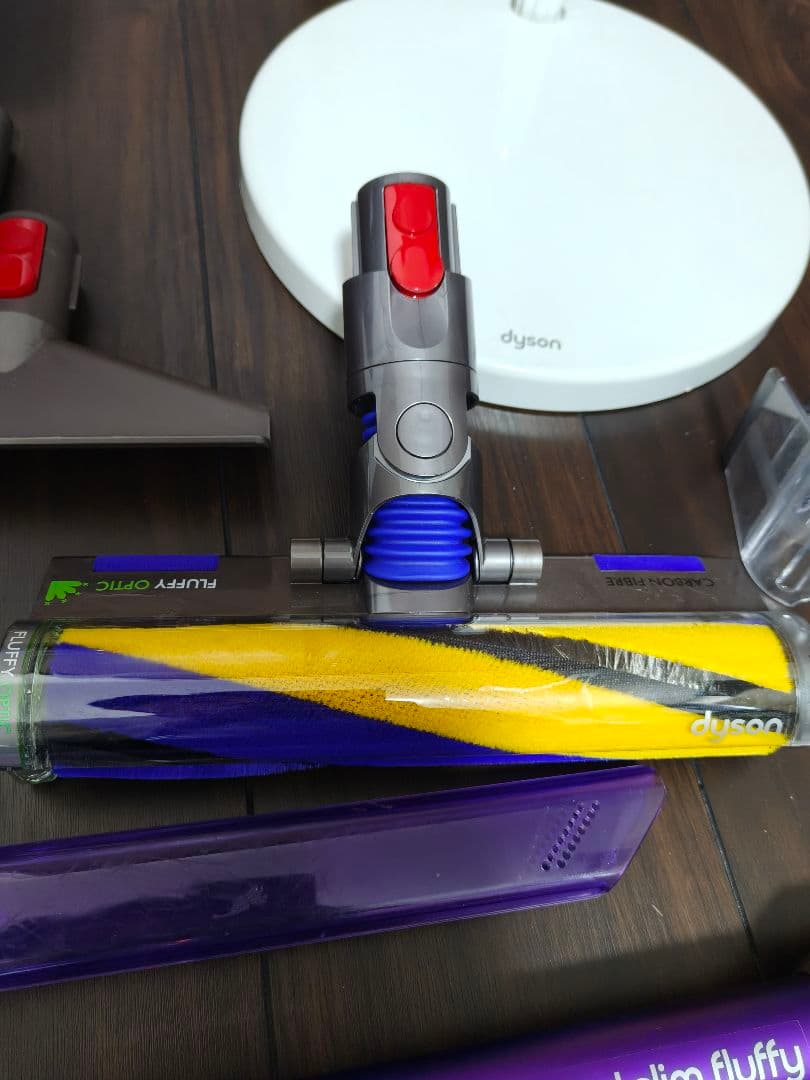Dyson デジタルスリムフラフィsv18