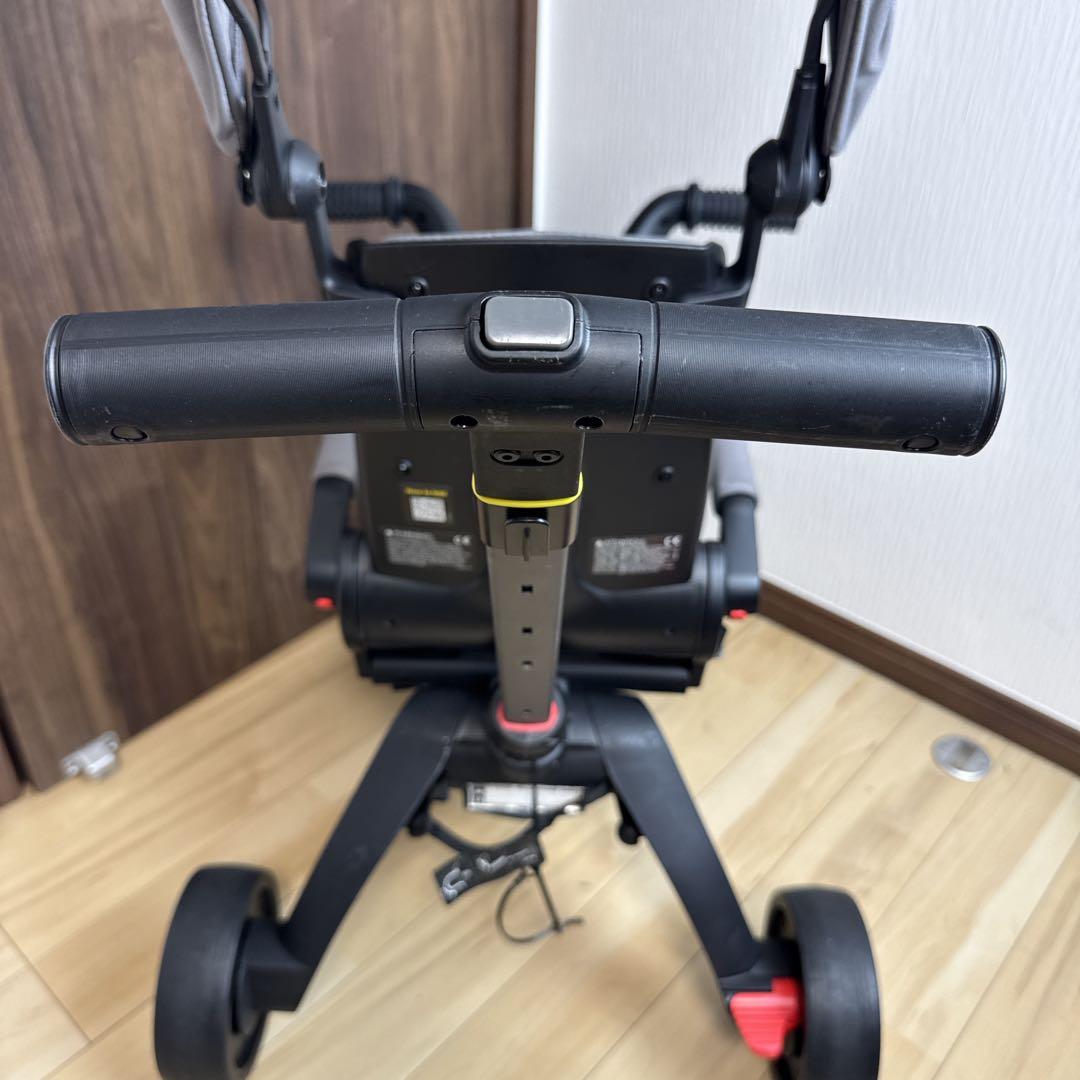 doona ドゥーナ Liki Trike 折りたたみ三輪車 グレー　美品