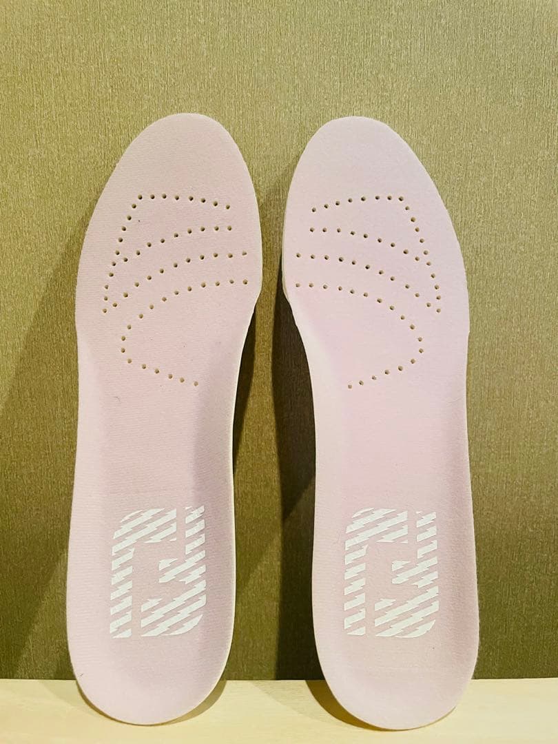 未使用新品FootJoy ゴルフシューズ レディース　23.0cm スパイクレス