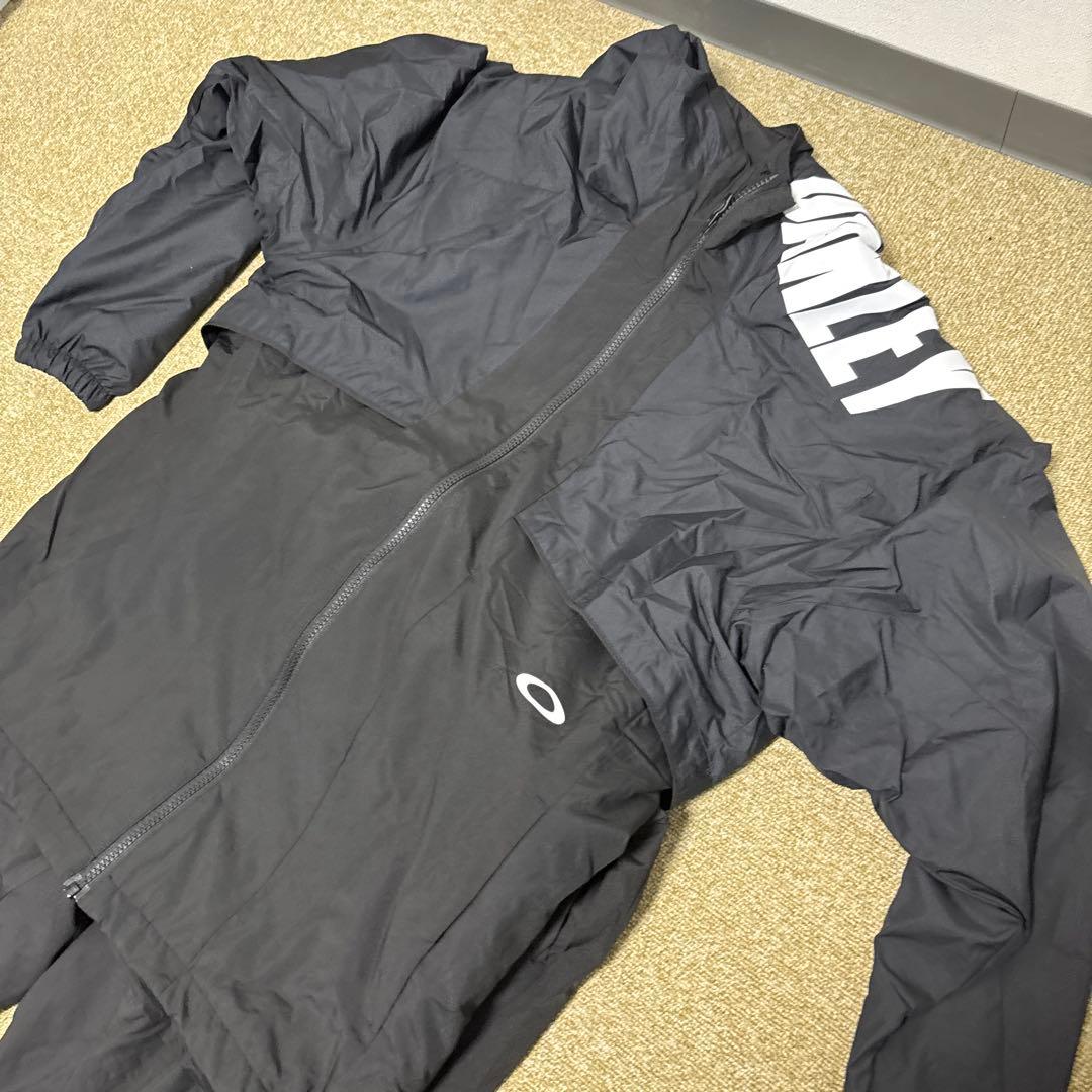 Oakley ブラック ウィンドブレーカーセット