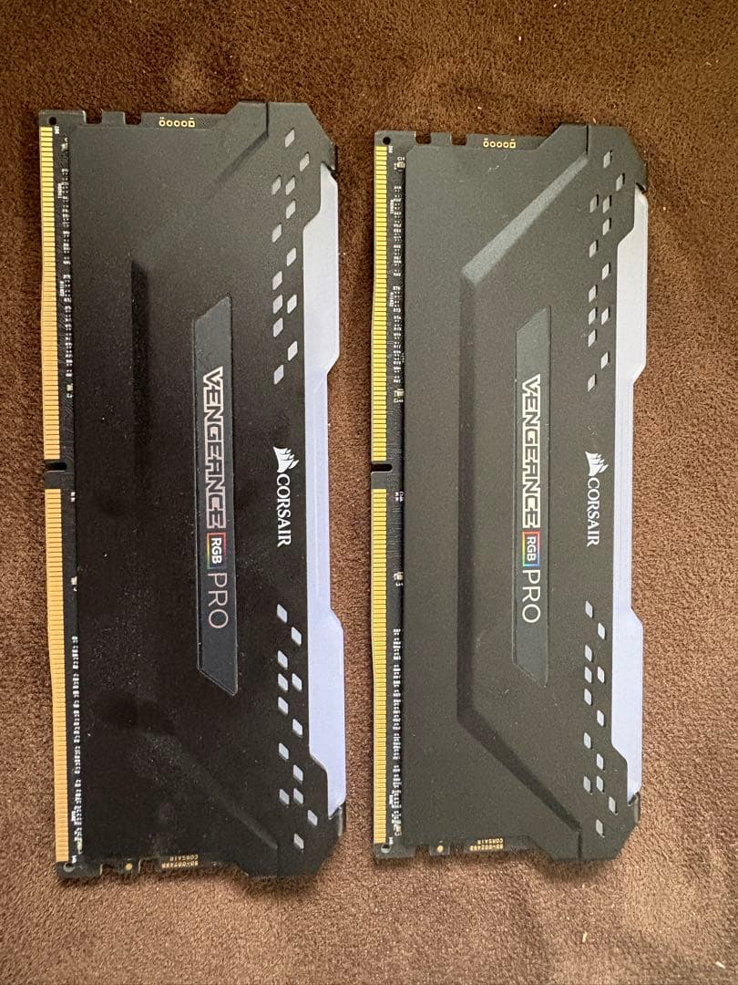 メモリー CORSAIR VENGEANCE RGB PRO 32GB DDR4