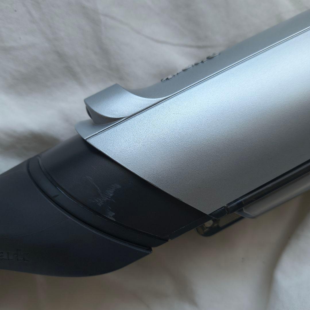 【美品】シャーク ハンディクリーナー