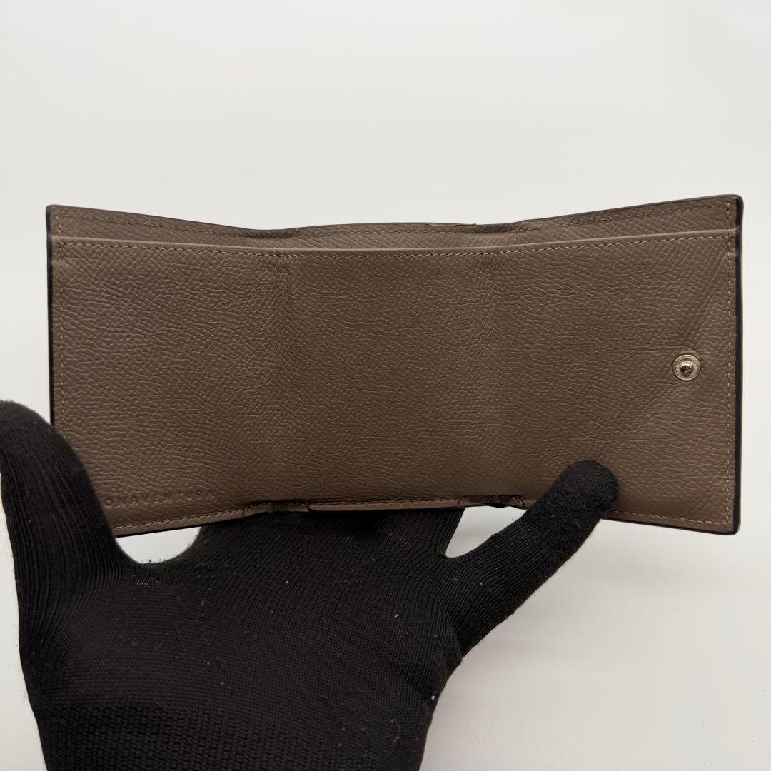 ボナベンチュラ　三つ折り財布　スモールウォレット　ノービレレザー　トープ