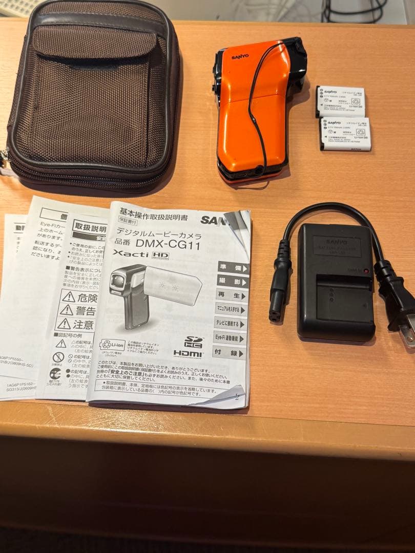 SANYO Xacti オレンジ ビデオカメラ本体