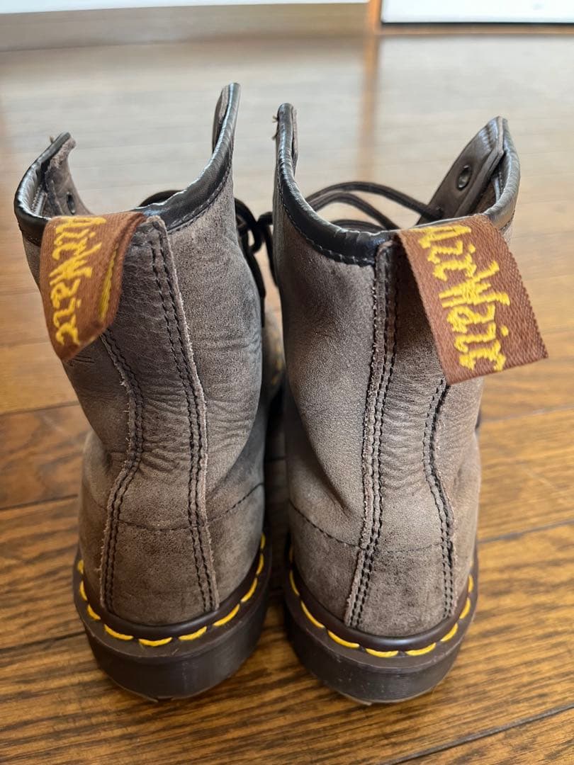 [値下げ]Dr.Martins ベージュ 希少 UK4.5 ブーツ