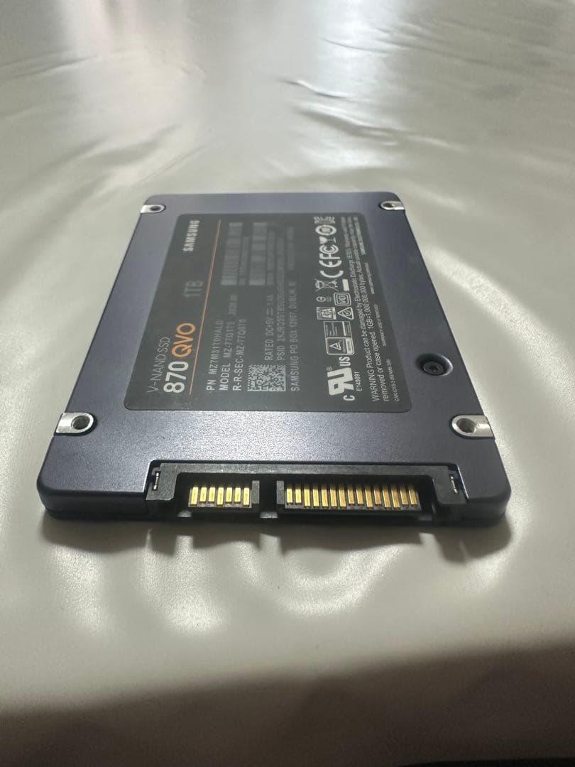 Samsung 870 QVO 1TB SSD 動作確認済