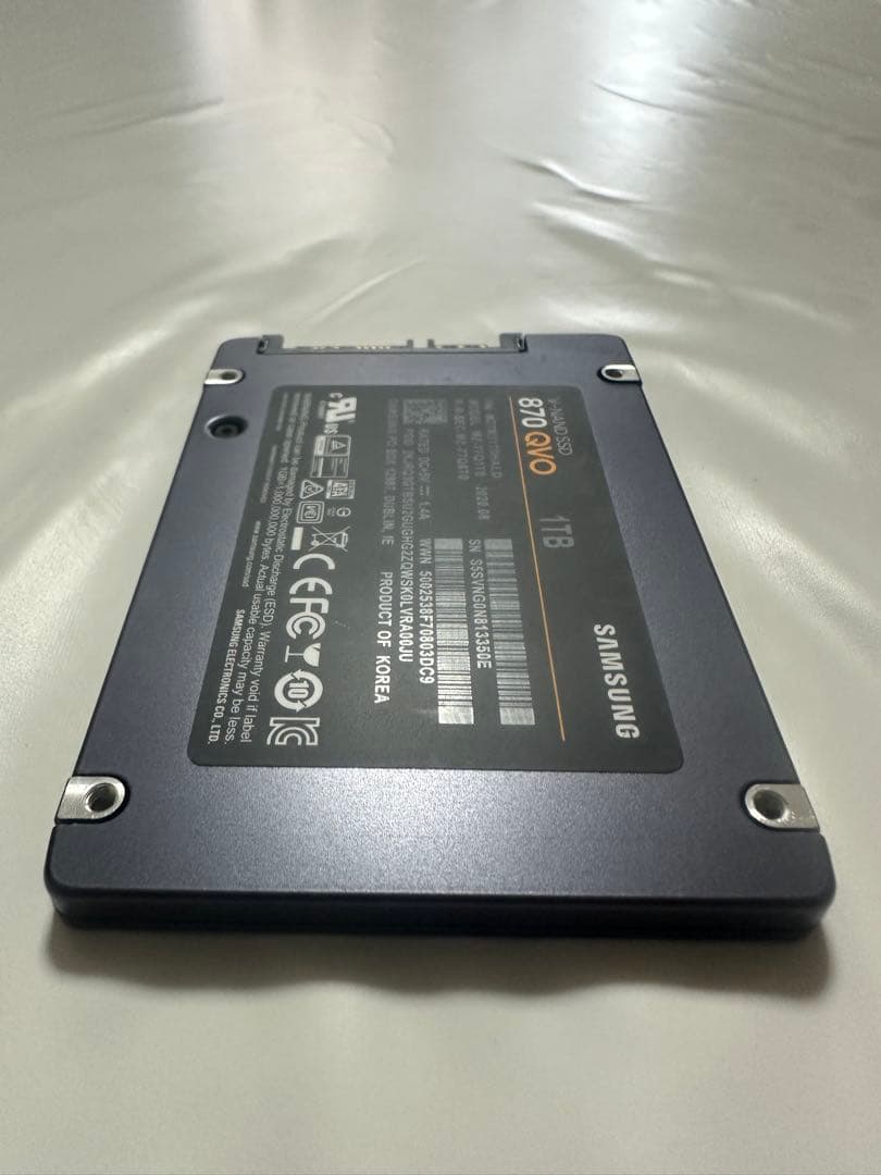 Samsung 870 QVO 1TB SSD 動作確認済