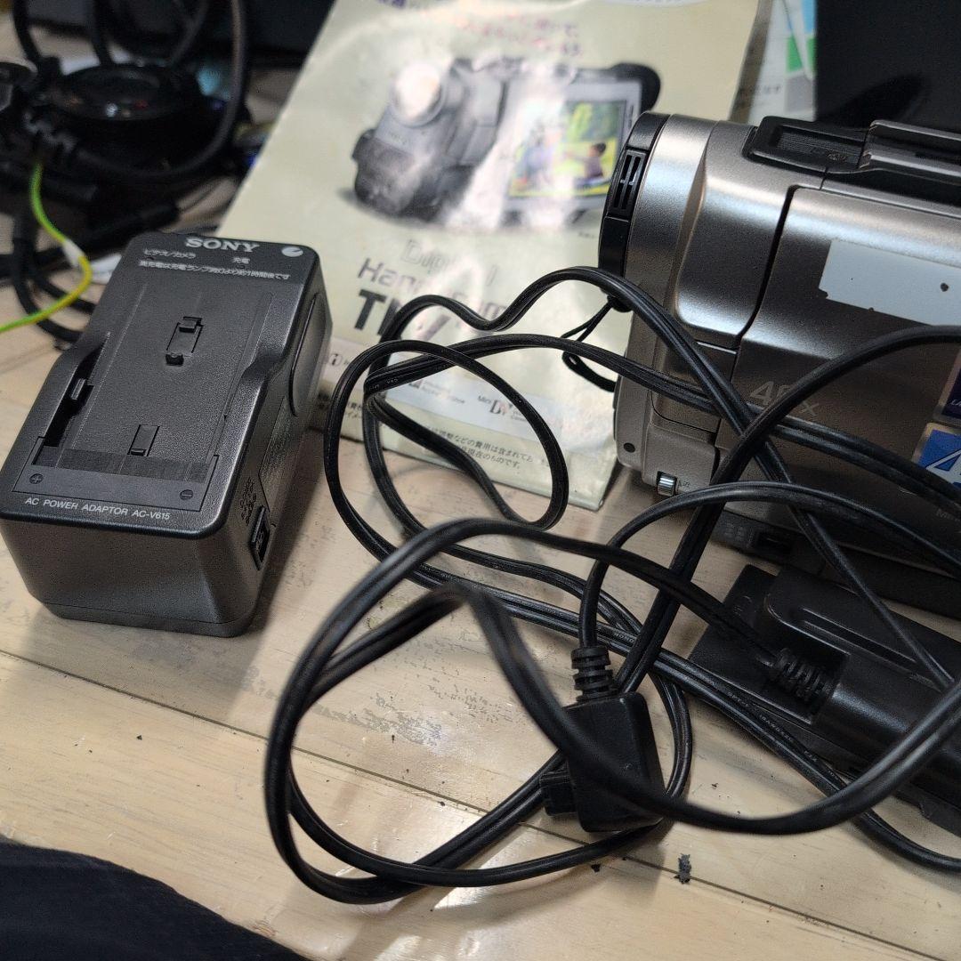 SONY ハンディーカム　DCR-TRV7